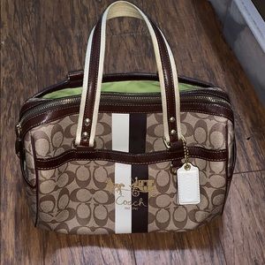 Coach Carryall Brown Purse